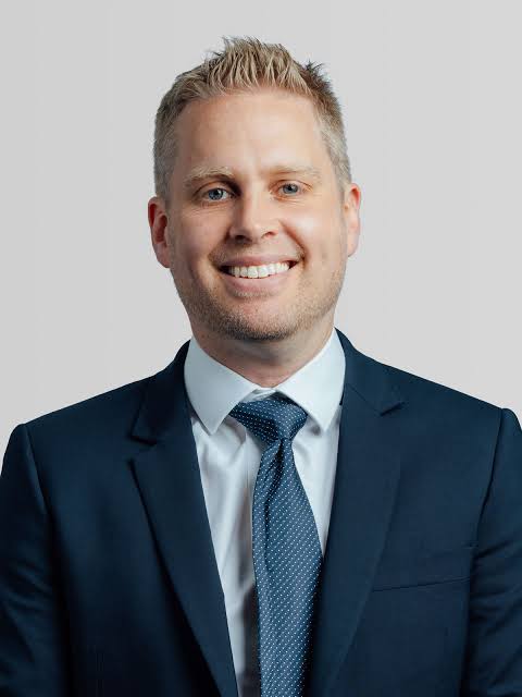 Dr Heath Adams